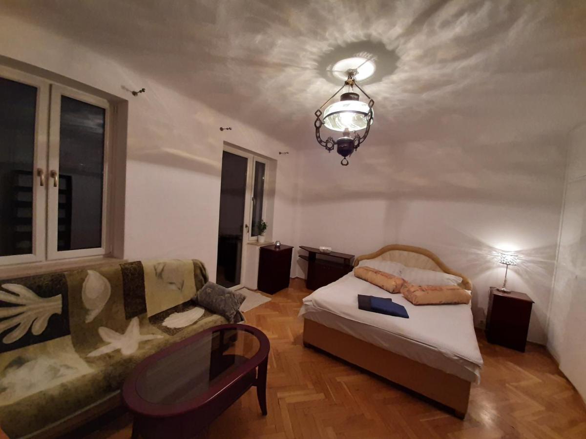 Rooms In Centrum Varsóvia Exterior foto